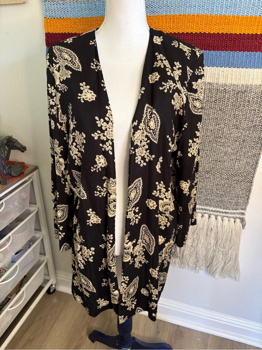 Vintage Women's Black Floral-Print Open Front Blazer Jacket Kimono